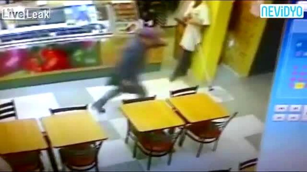 Polisin Başına Öyle Şeyler Geldi Ki!