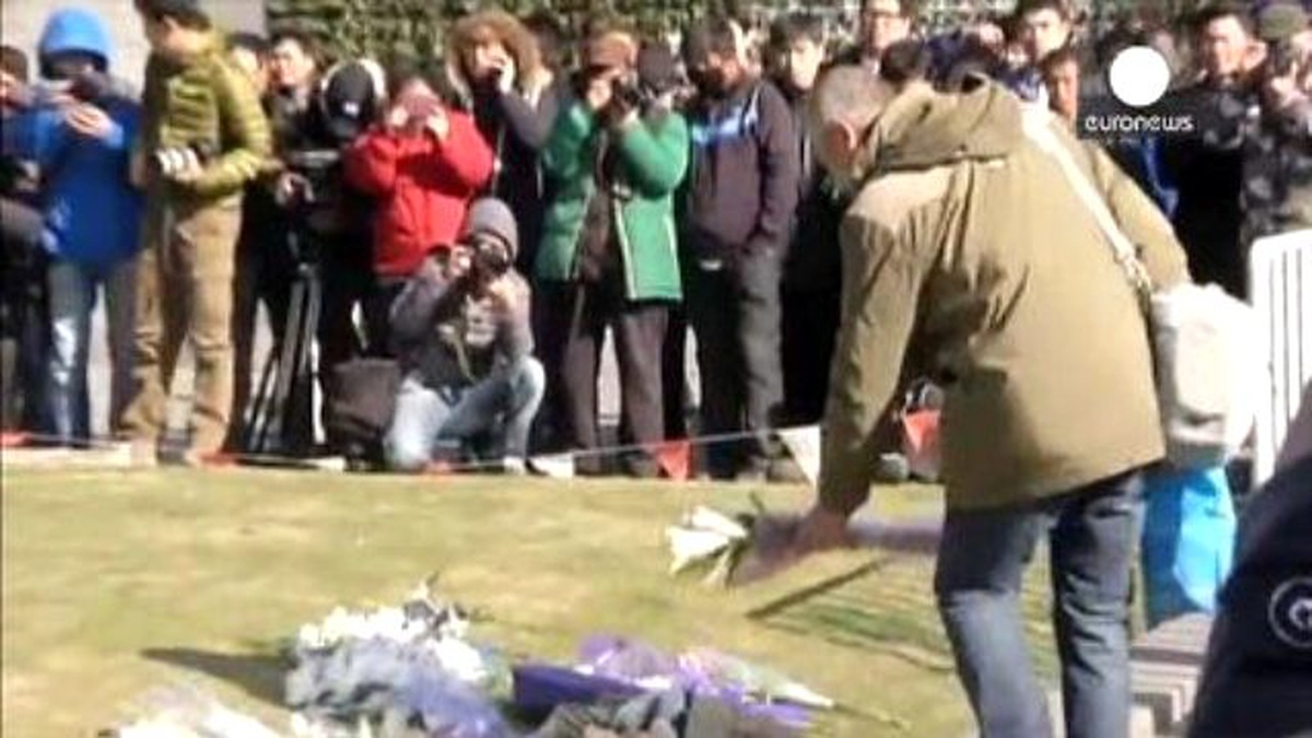 Şangay İzdihamda Ölen 36 Kişinin Yasını Tutuyor