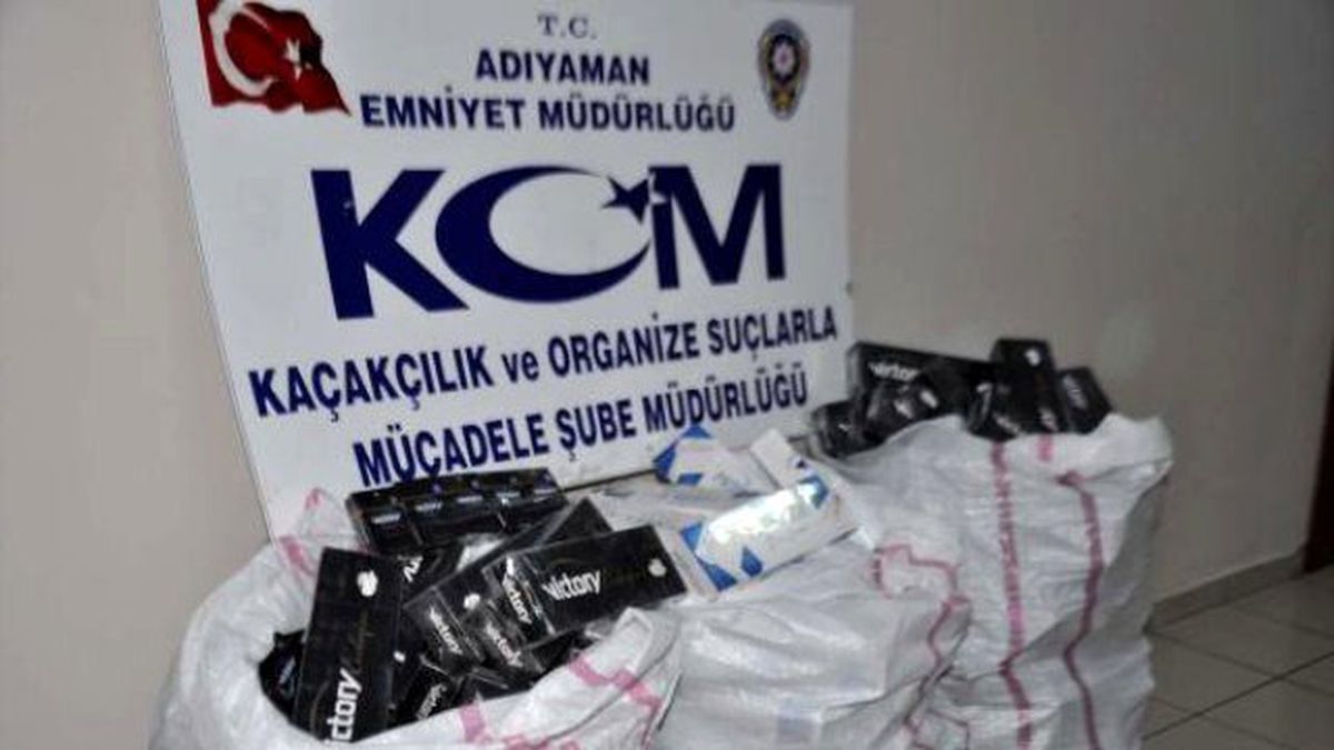Suriyeli 2 Şüpheliye Kaçak Sigaradan Gözaltı