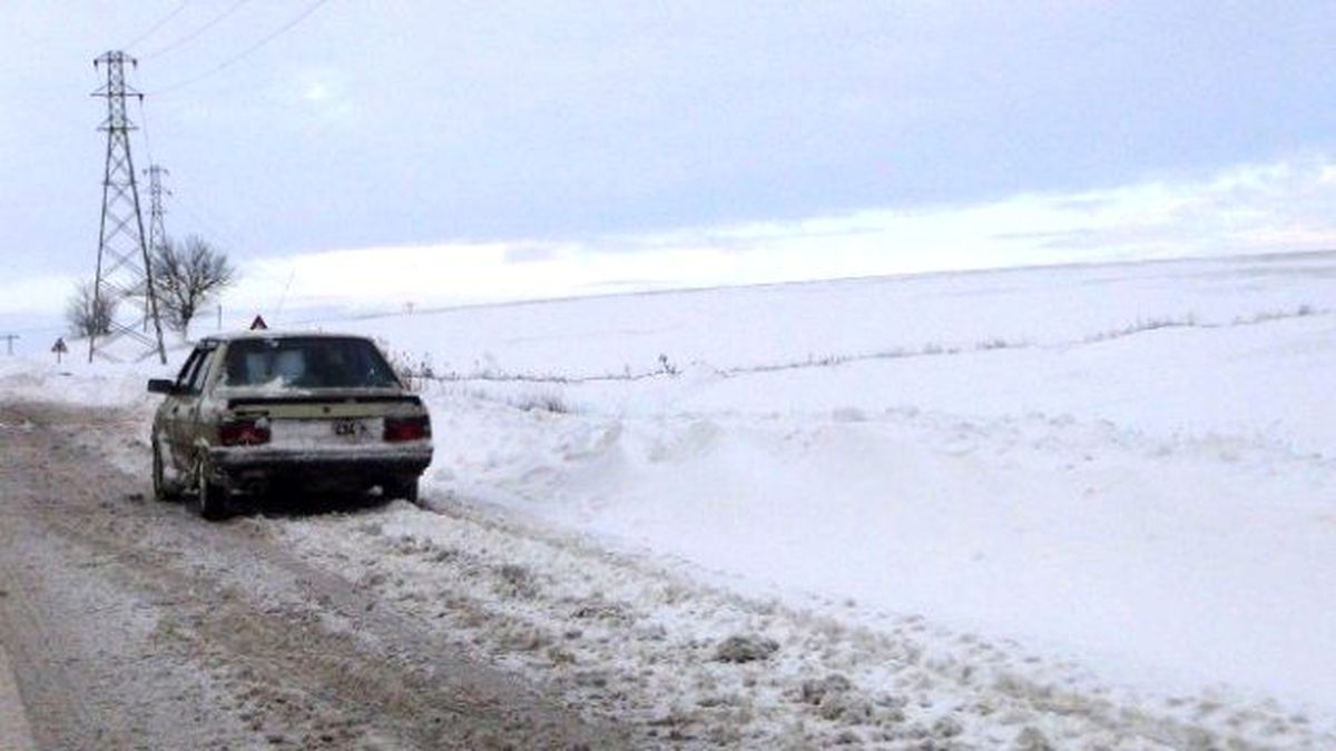 Tekirdağ-Hayrabolu Yolu 48 Saattir Ulaşıma Kapalı