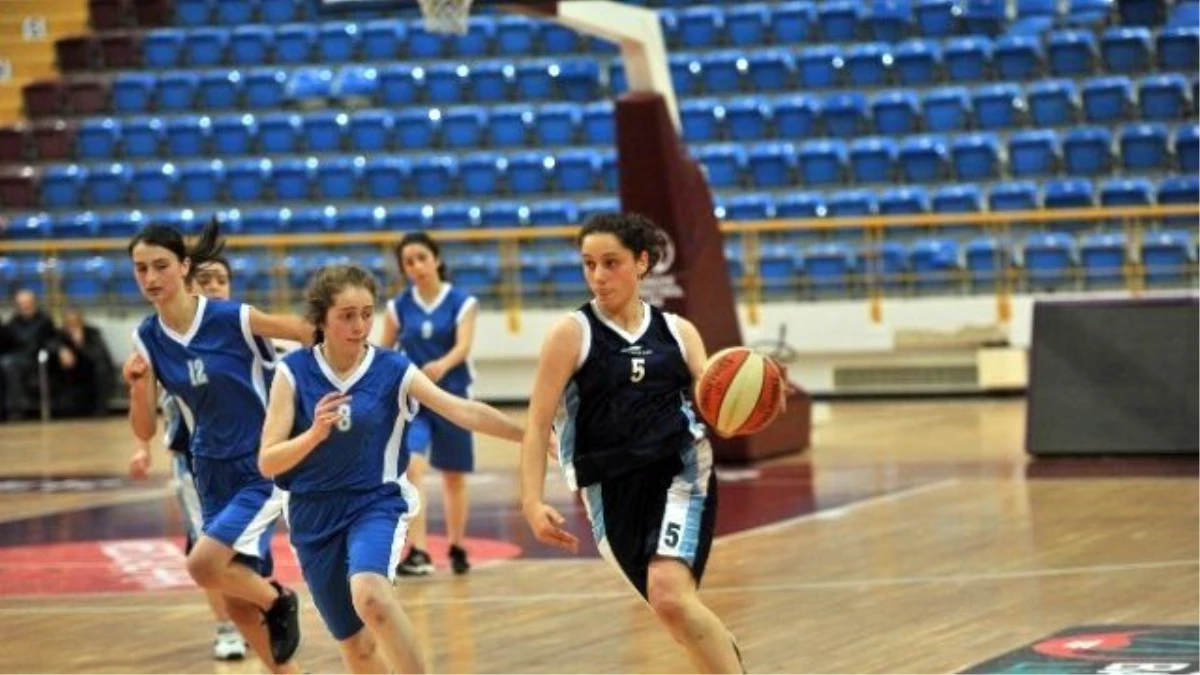 Trabzon Genç Kızlar Basketbol Müsabakaları Sona Erdi