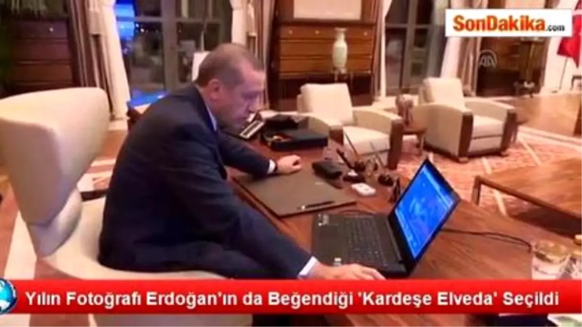 Yılın Fotoğrafı Erdoğan\'ın da Beğendiği \'Kardeşe Elveda\' Seçildi