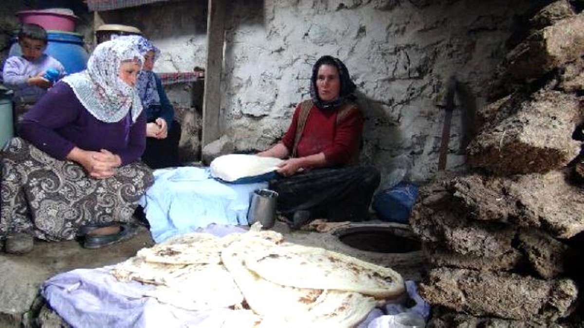 Kars\'ta Yılbaşı Sofrasında Hindi Yerine Kaz Yeniyor
