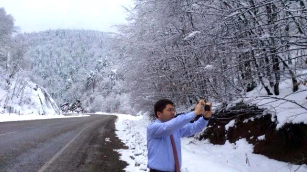 AK Parti Bartın Milletvekili Tunç\'tan Kar Selfiesi