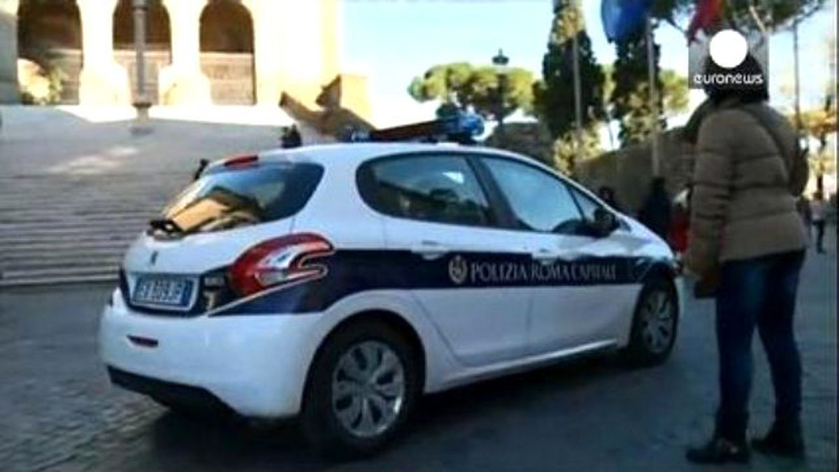 Roma\'da Polislerin Yüzde 83\'ü Yılbaşında İşe Gitmedi