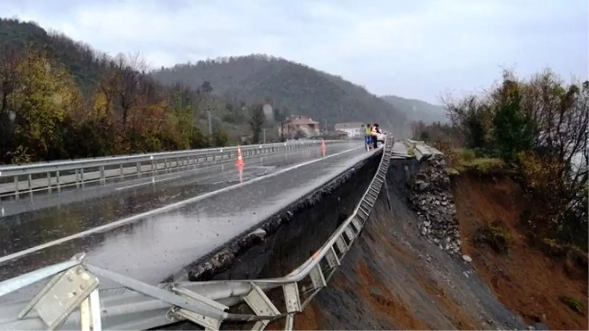 Zonguldak\'ta Heyelan Nedeniyle 6 Ev Boşaltıldı