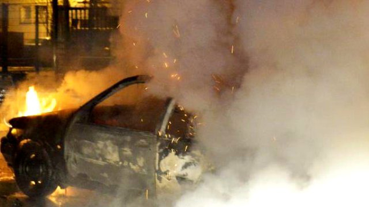 Alsas ve Strasbourg\'ta 117 Araç Kundaklandı