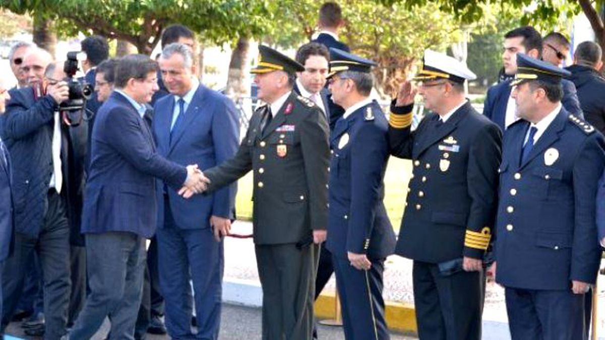 Başbakan Davutoğlu, Mersin\'de