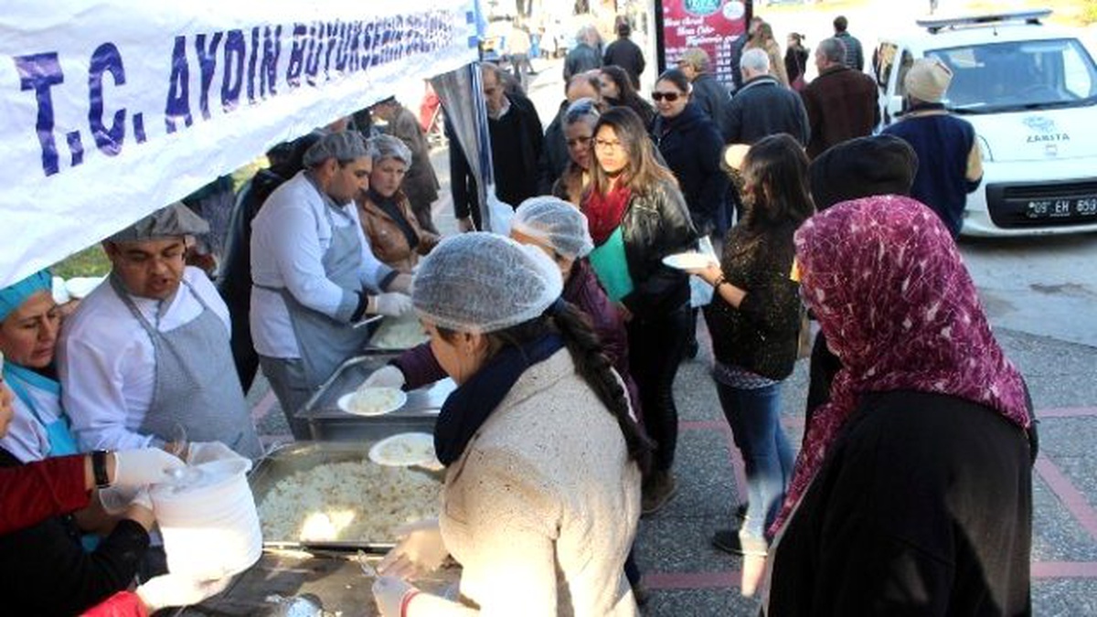 Büyükşehirden Kandilde Lokma ve Pilav Hayrı