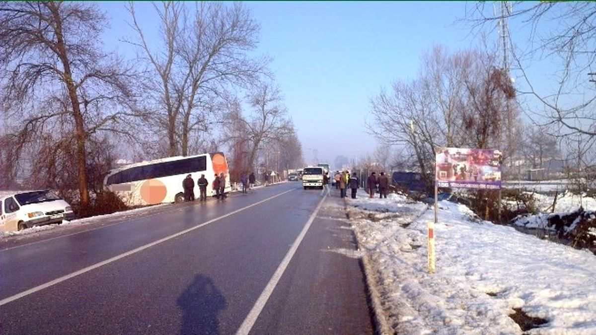 Buzlu Yollar Kazaları da Beraberinde Getirdi