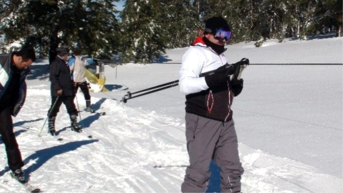 Murat Dağında Kayak Sezonu Törenle Açıldı