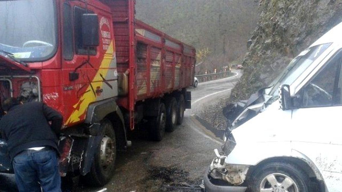 Giresun\'da Trafik Kazası: 3 Yaralı