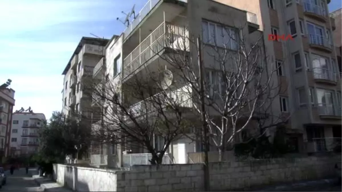 Milli Piyango Talihlisi Ailesiyle Eve Kapandı