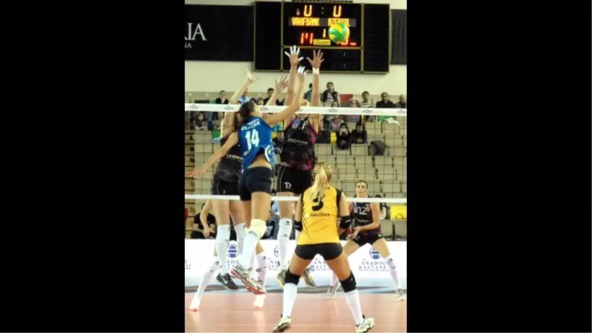 Vakıfbank-Azeryol Bakü: 3-1 (Glorıa Cup Voleybol Turnuvası)