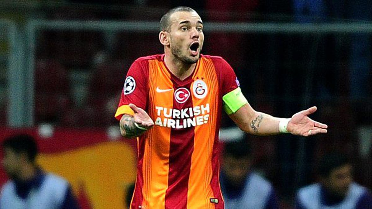 Wesley Sneijder Derbide Oynamayabilir