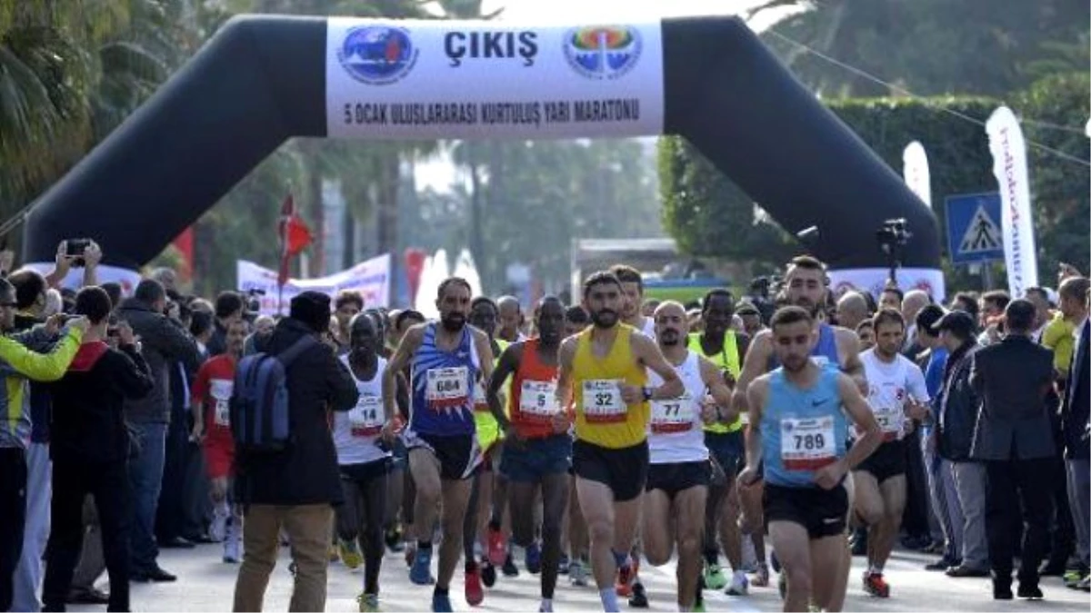 Adana Yarı Maratonu\'nun Birincileri Kenyalı