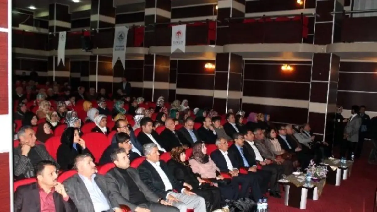 Adıyaman\'da, "Model İnsan Hz. Peygamber" Konulu Konferans