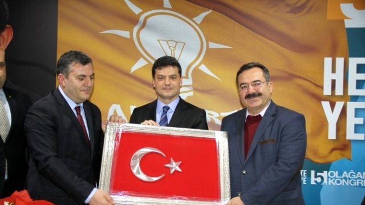 AK Parti Çubuk İlçe Teşkilatından İl Başkanı Yamalı\'ya Hayırlı Olsun Ziyareti
