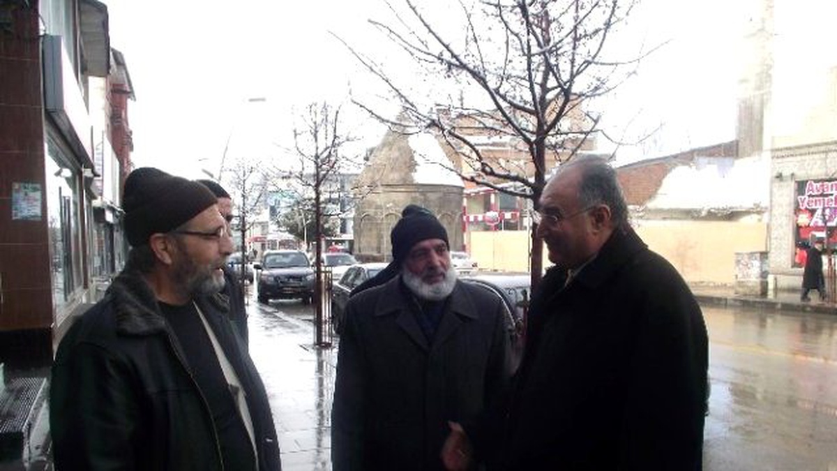 AK Parti Erzurum Milletvekili Yılmaz Esnafı Dinledi