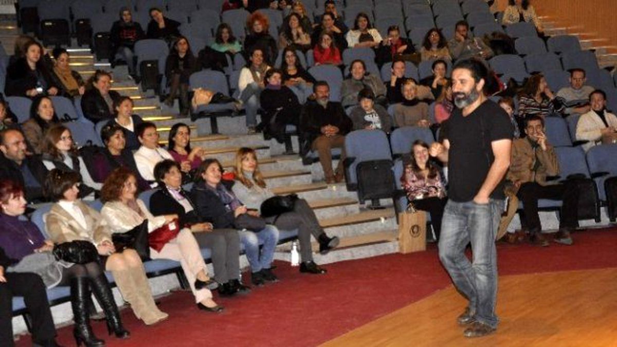 Bodrum\'da \'Okula Başka Pencereden Bakmak\' Konferansı