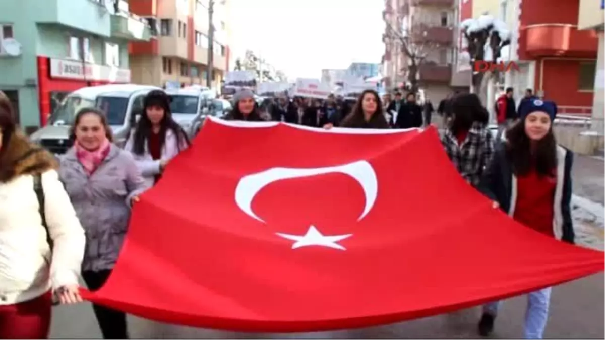 Bolu\'da, Sarıkamış Şehitleri İçin Yürüdüler