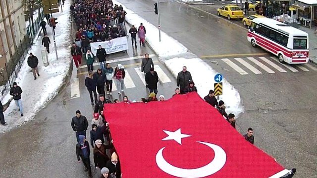 Eskişehir\'de Sarıkamış Şehitlerini Anma Yürüyüşü
