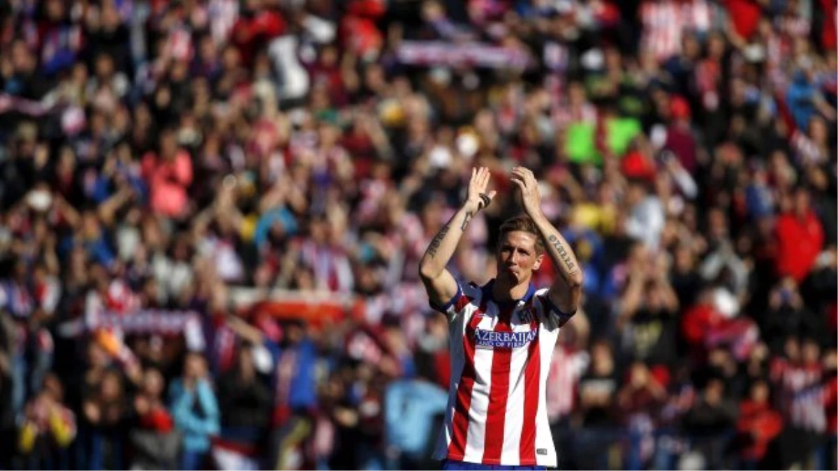 Fernando Torres Taraftarın Huzuruna Çıktı