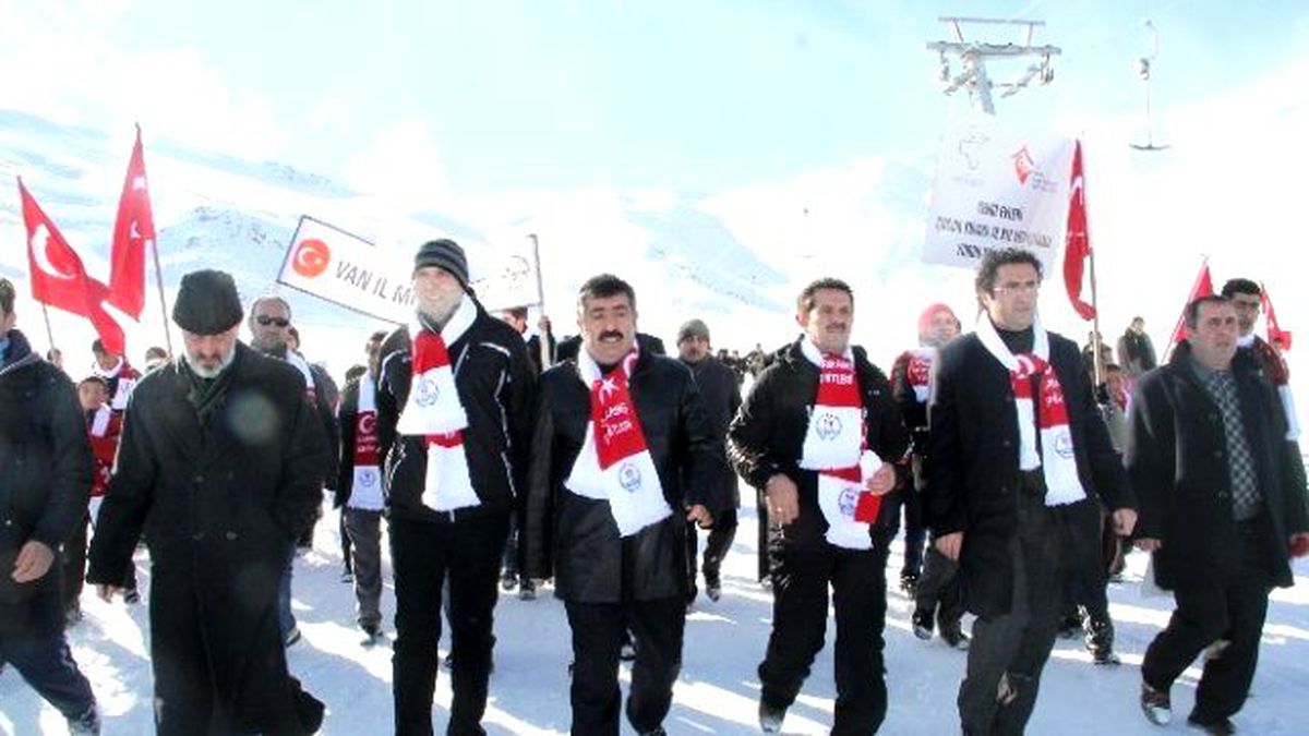 Sarıkamış Şehitlerini Anma Yürüyüşü