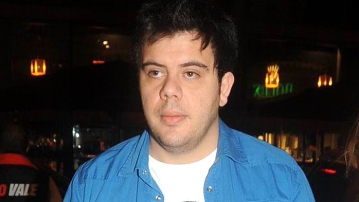 Eser Yenenler'in Twitter Hesabı 'Hack'lendi