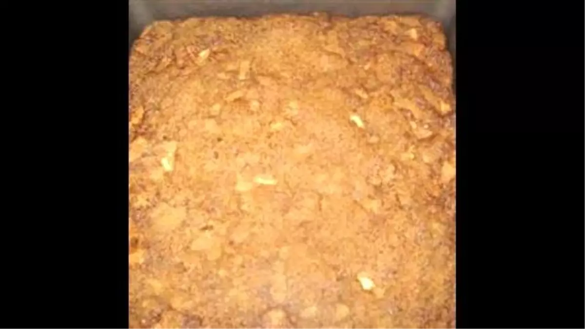 German Apple Pudding Cake