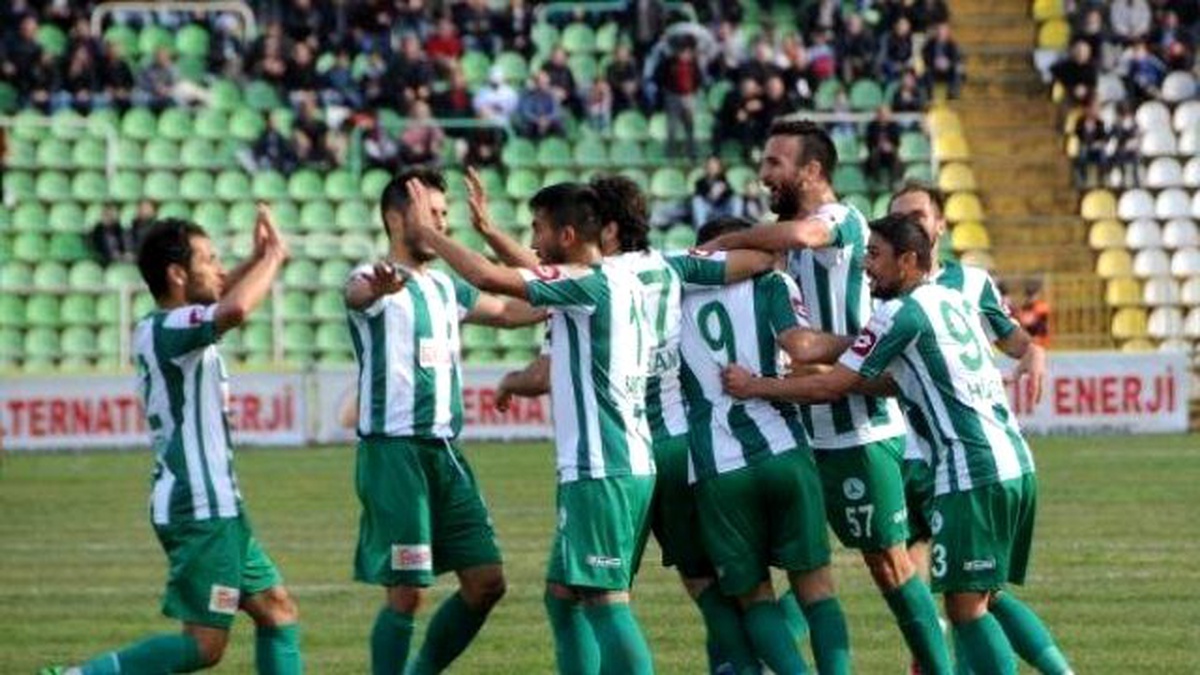 Giresunspor, İlk Yarıda Deplasmanda Mağlup Olmadı