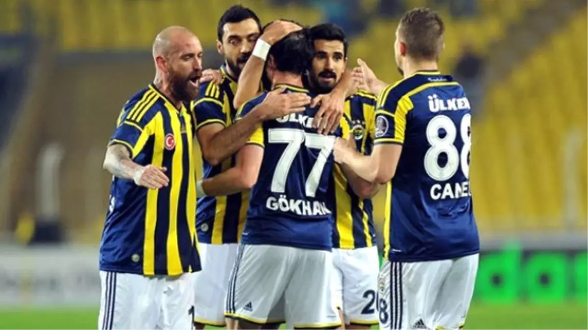 İlk Yarının Lideri Fenerbahçe