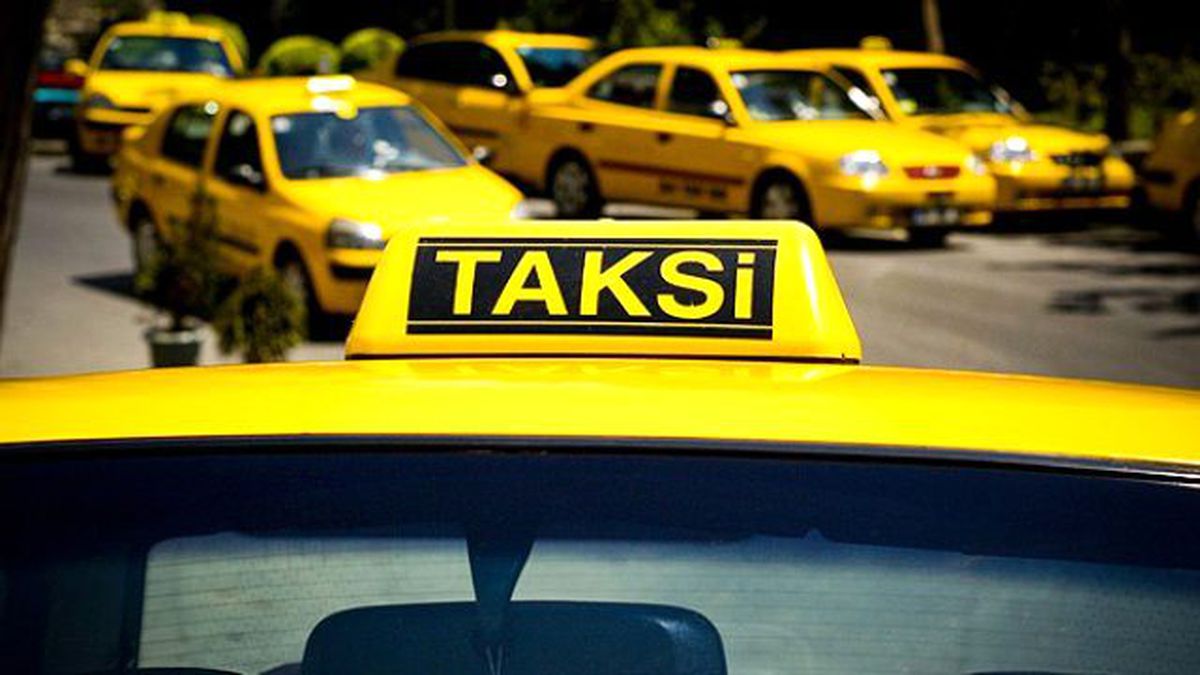 İstanbul'da Taksi Plakasına Rekor Zam