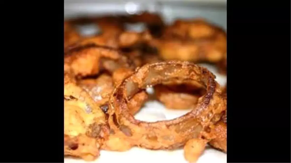 Spicy Onion Rings