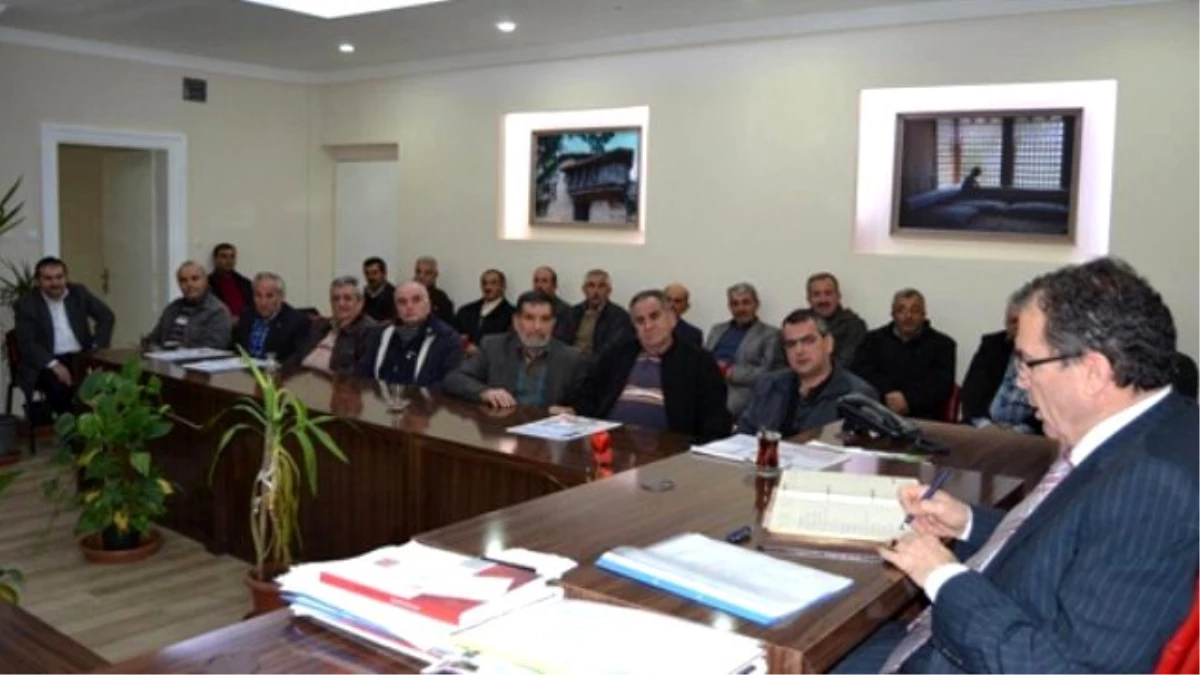 Akseki Belediye Başkanı Uysal, Muhtarlarla Toplantı Yaptı