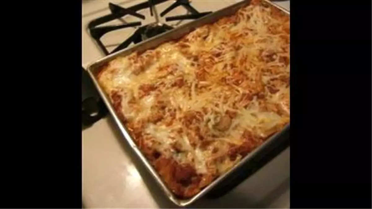 Buffalo Cheesy Chicken Lasagna