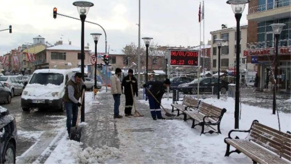 Cihanbeyli\'de Buzlanmaya Karşı Önlem