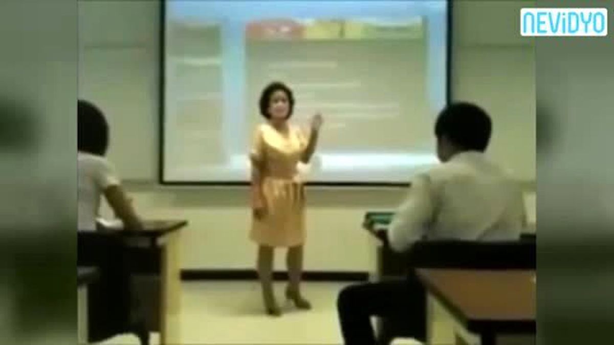 Derste Telefonla Konuşunca Öğretmeni Çıldırttı!