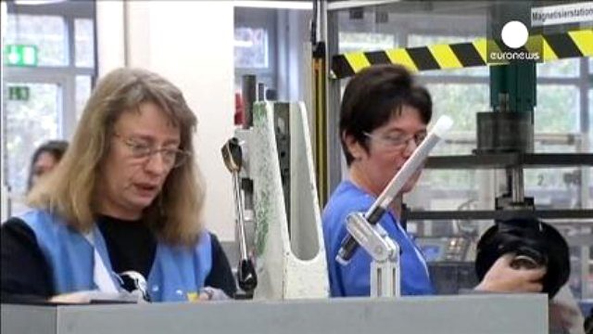 Euro Bölgesi\'nde Zayıf Ekonomik Büyümeye Devam