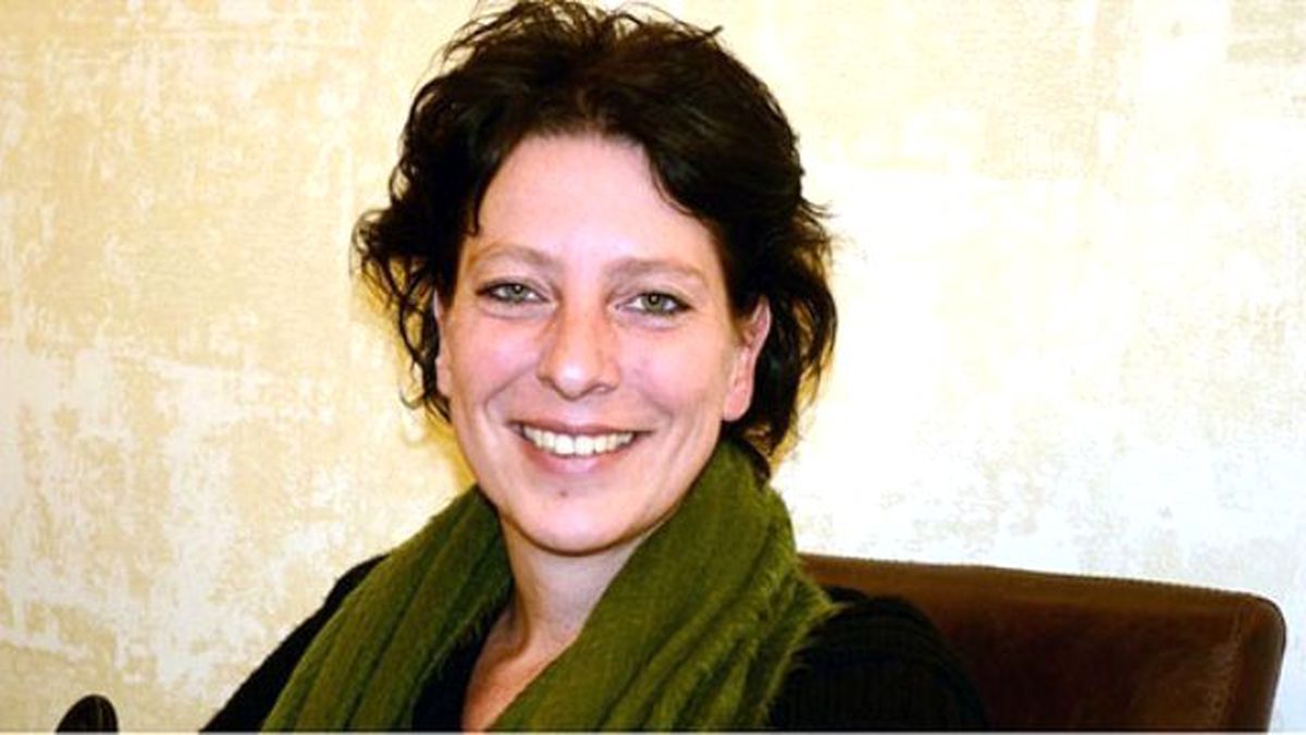 Hollandalı Gazeteci Frederike Geerdink, Diyarbakır'da Gözaltına Alındı