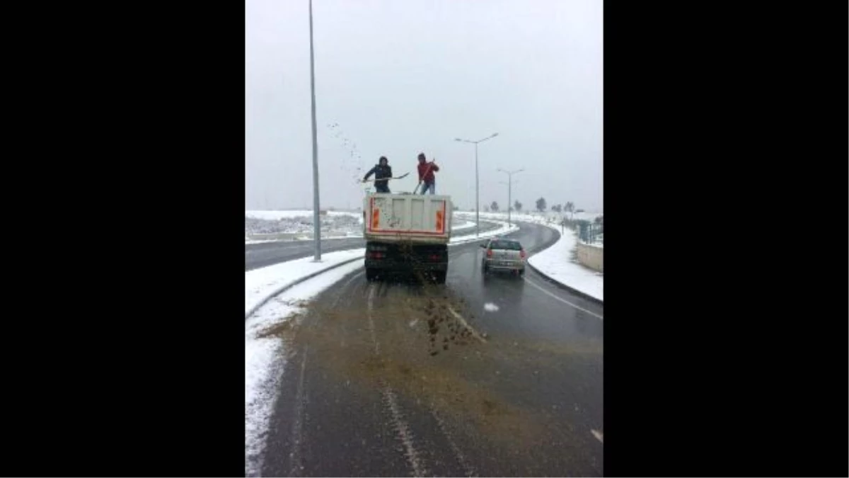 İzmir\'de Soğuk Hava Seferberliği