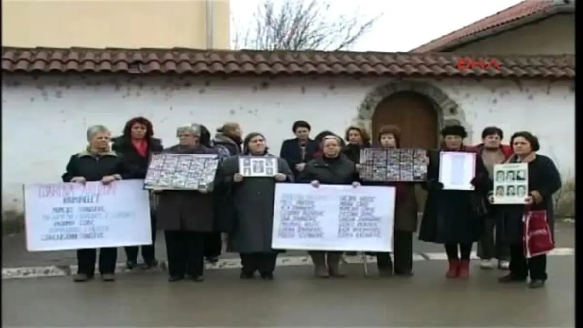 Kosova?da Ortodoks Noel Kutlamları Protestolarla Başladı