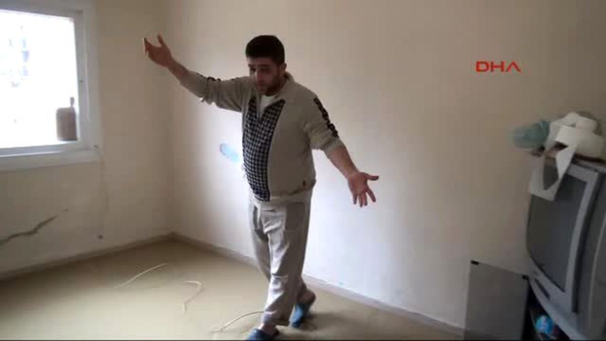 Şiddetli Yağmur Mersin\'de Hayatı Felç Etti