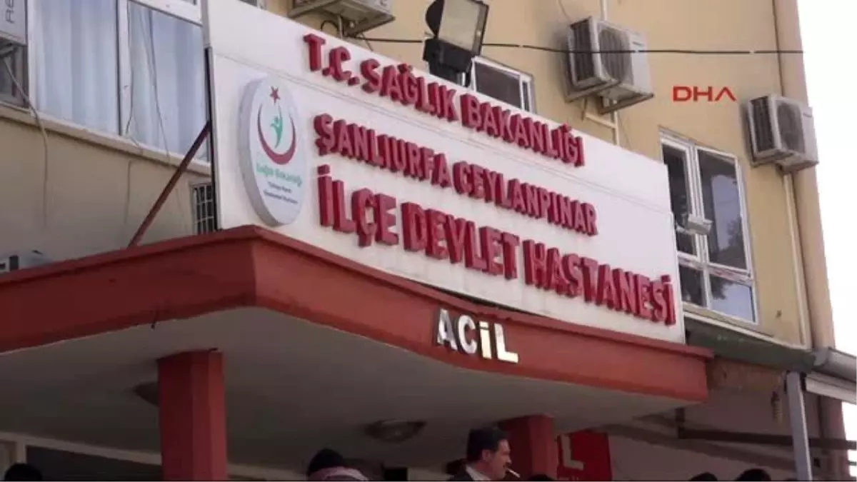 Ceylanpınar\'da Öğrenci Servisi Devrildi: 12 Yaralı