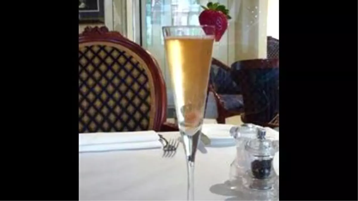 The Champagne Cocktail