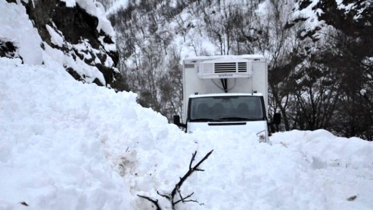 Tunceli-Ovacık İlçe Yolu Çığ Nedeniyle Ulaşıma Kapandı