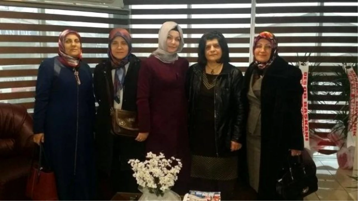 AK Parti Akçakoca Kadın Kolları Başkanı Çalışkan Oldu