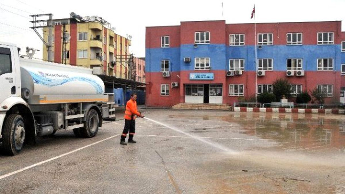 Akdeniz Belediyesi Teknik Hizmet Ekipleri Görev Başında
