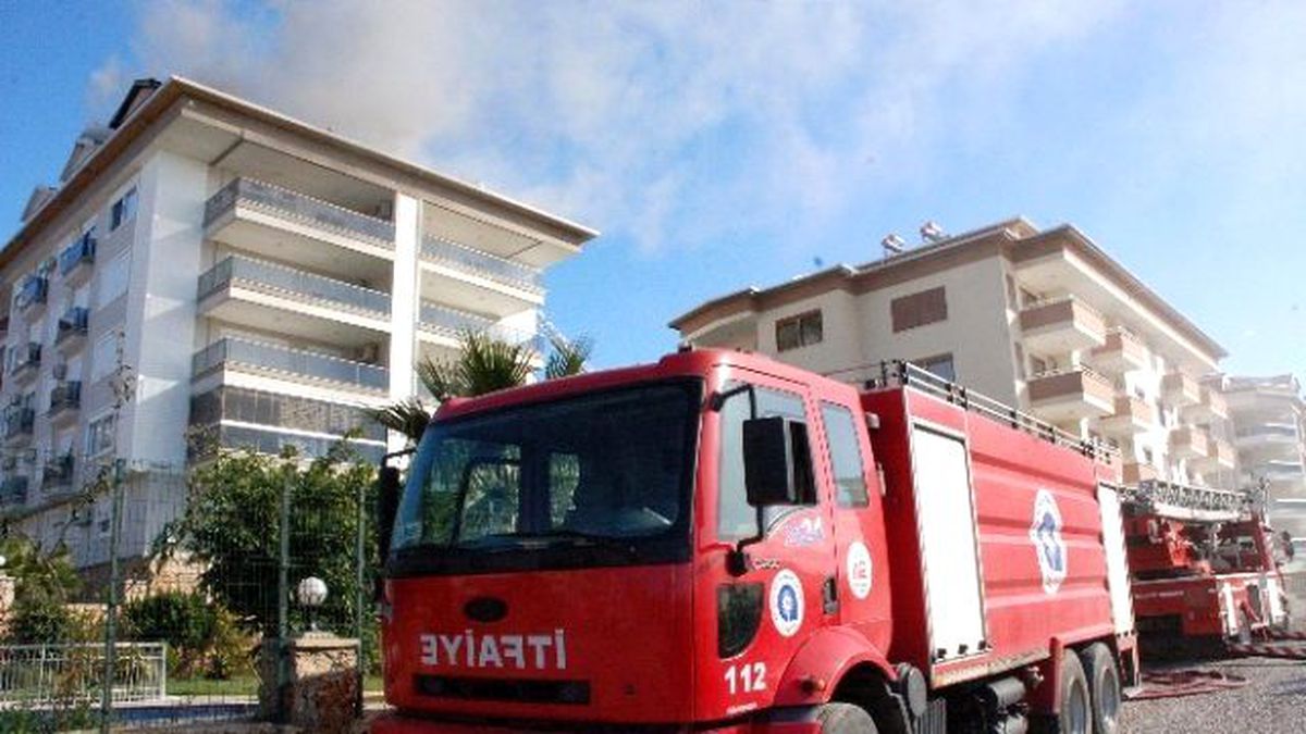 Alanya\'da Korkutan Yangın