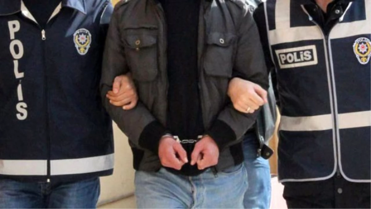 Antalya\'da Evden Hırsızlık Zanlıları Tutuklandı